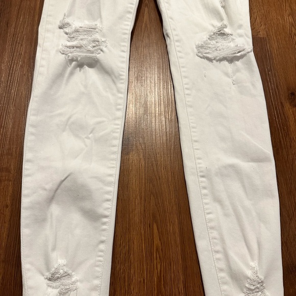 American Eagle Skinny Jeans - Picture 2 of 5